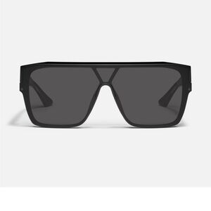 Brand new Unisex Quay Tempo sunglasses +gift box